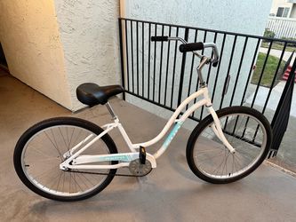 Sun Retro 26" Women's Beach Cruiser Bike – Like New