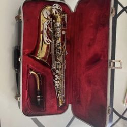 Alto Saxophone 24 M Conn