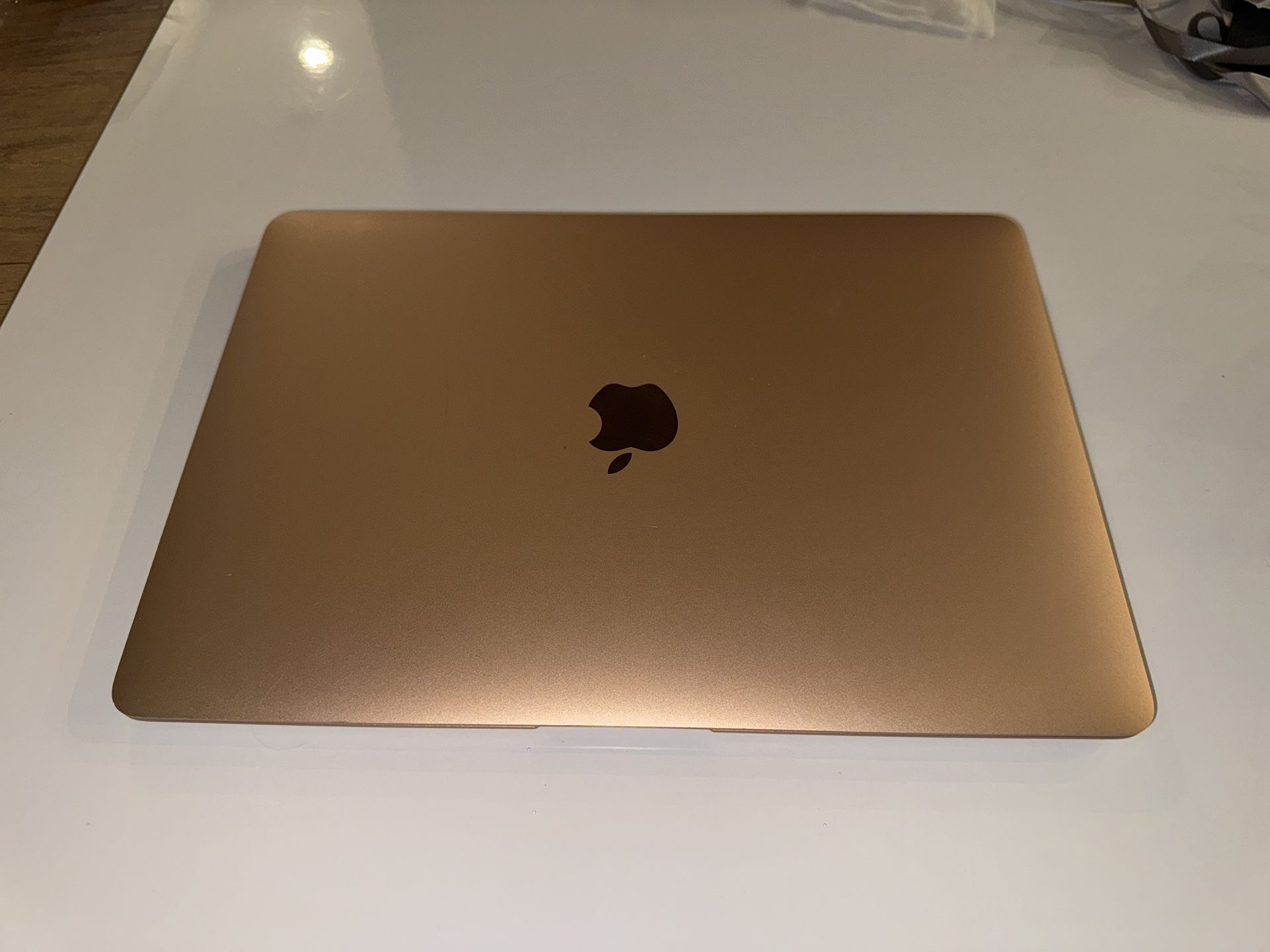 MacBook Air M1 8GB Ram 526 gb SSD