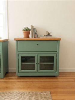 VINTAGE CABINET