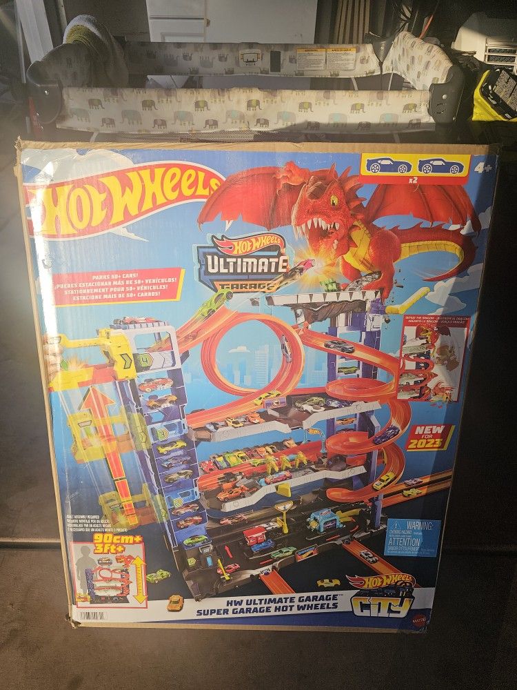 HOT WHEELS ULTIMATE GARAGE.