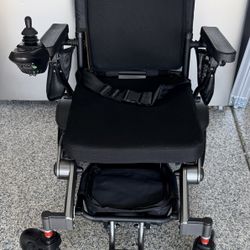 Lightweight Folding Electric Dual Power Transport Chair 