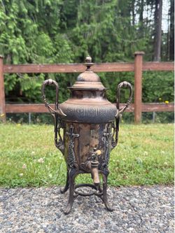 Vintage Reed and Barton Silverplate Coffee Urn