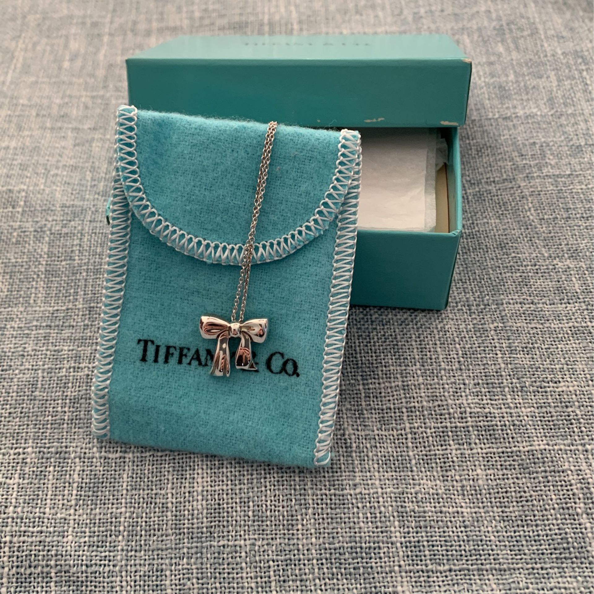 Vintage Tiffany And Co. Sterling Sliver Bow Necklace