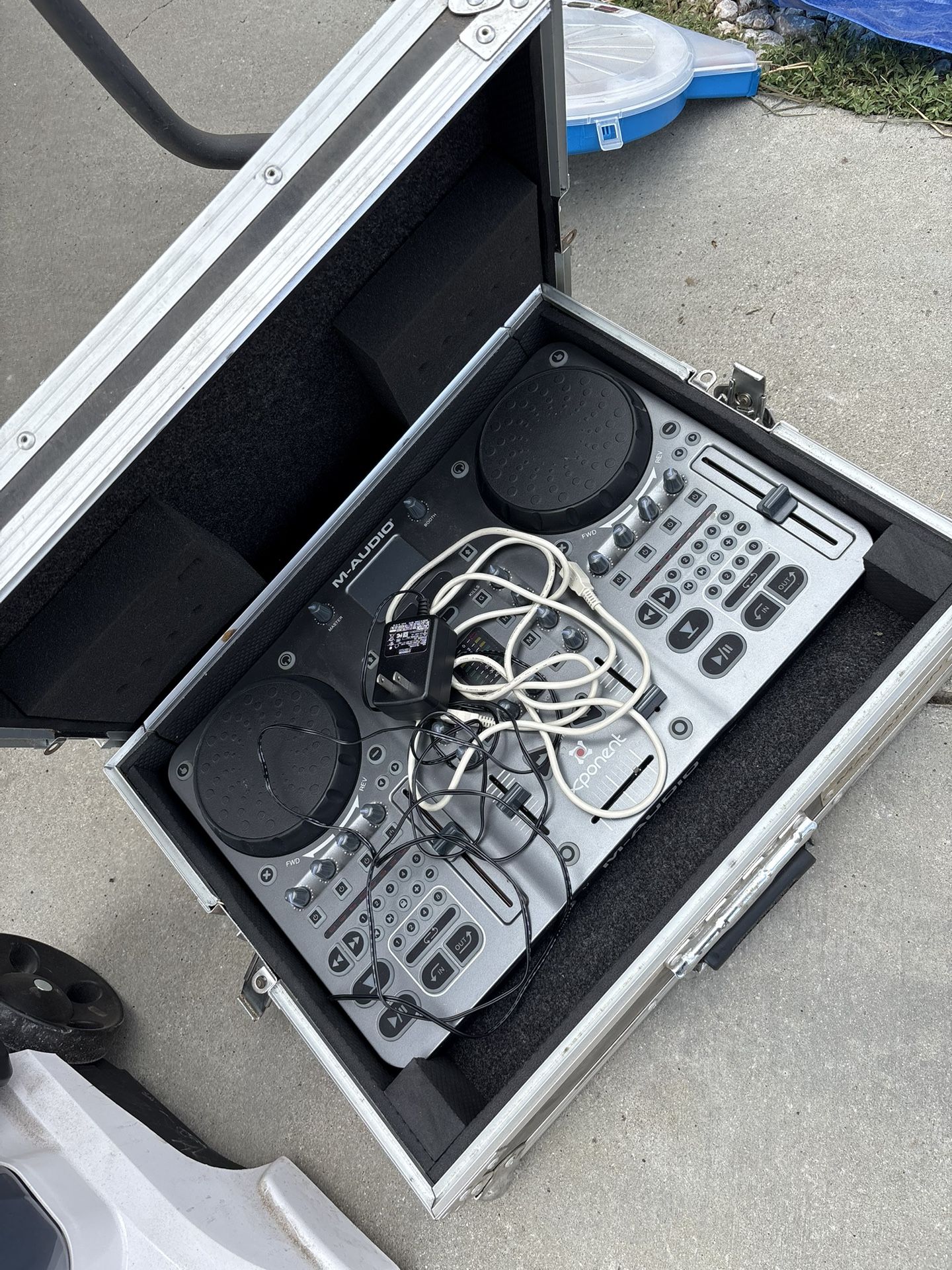 M audio Controller