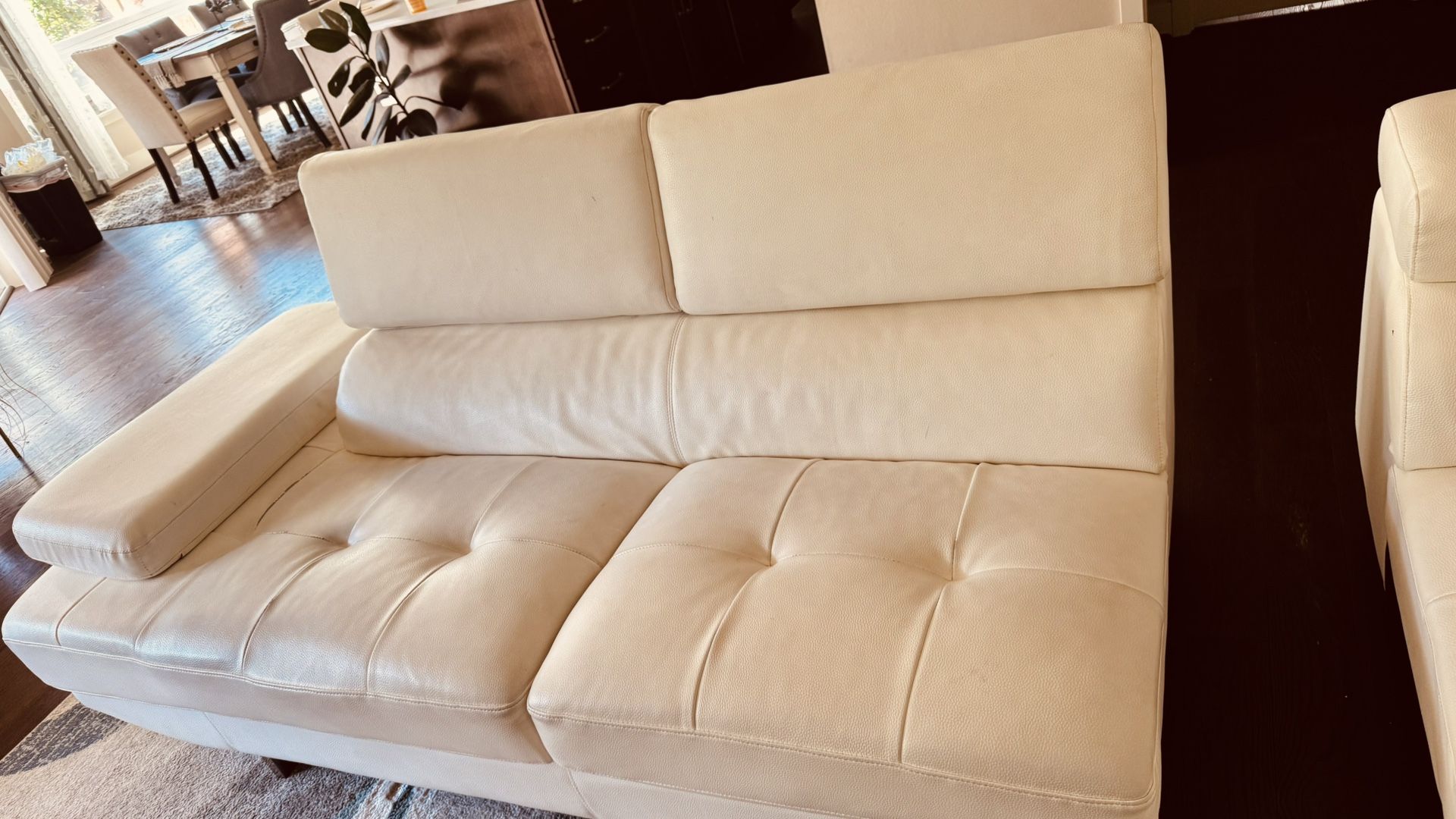 White faux Leather Couch