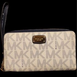 Leather  Wristlet Wallet