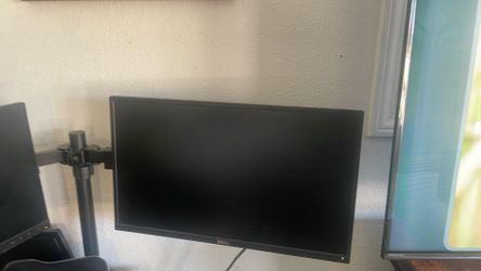 Dell Flat Screen Monitor