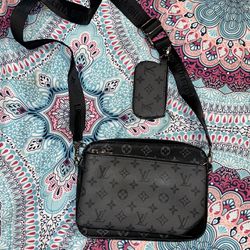 Louis Vuitton Trio Messenger Bag 