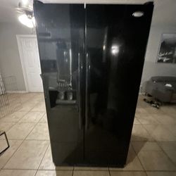 Refrigerator For Sale 