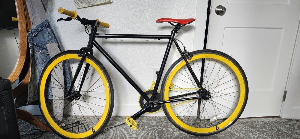 Fixed Gear Road Bike