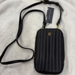 Women’s Tommy Hilfiger Phone Wallet 