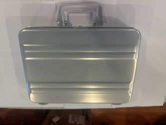 Zero Halliburton  tablet case