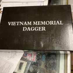 Vietnam Memorial dodger