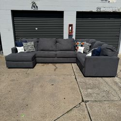 HUGE Sectional Sofa Couch With Chaise
