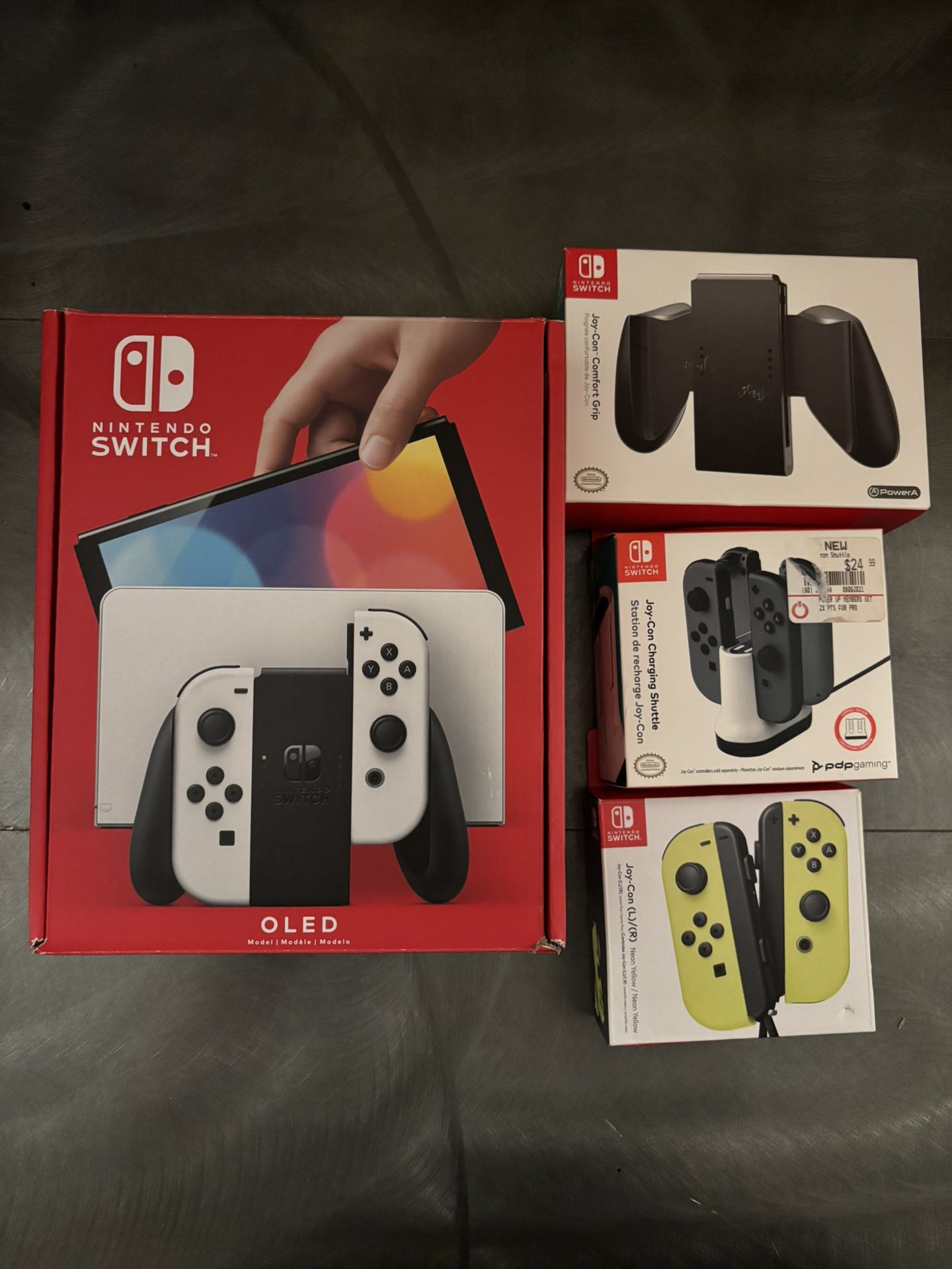 Nintendo Switch Oled With Accessories 