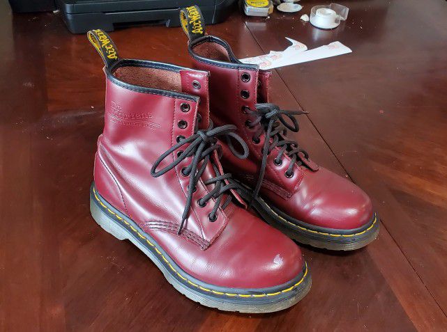 Cherry Red 1460 Smooth Leather Dr. Martens Women's 7