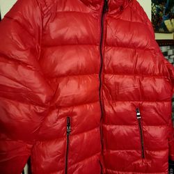 Guess Puffer Jacket Brand New Size M With Price Tag $225