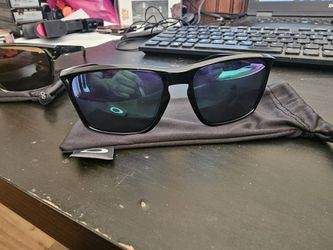 Mens Oakley Sunglasses