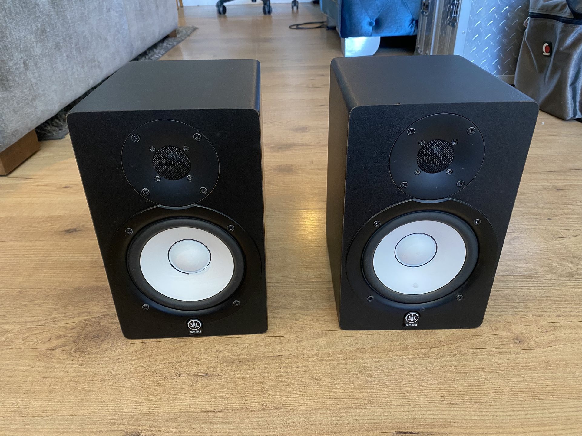 Yamaha HS50M Studio Monitors