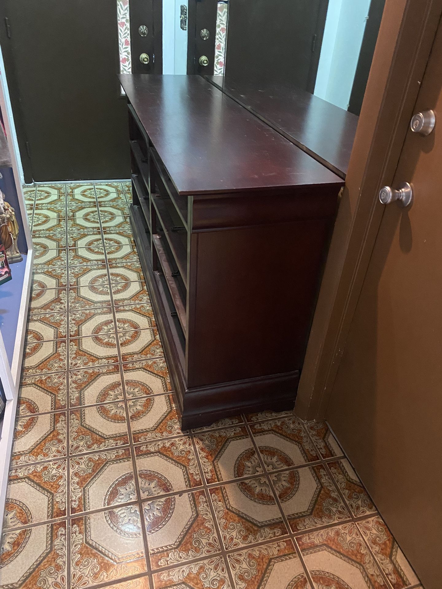 Bedroom Drawer With Mirror