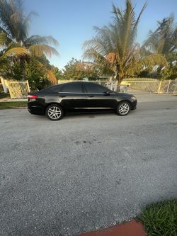 Ford Fusión 2013 196.000 Mias Título Ribil. 6.200 OBO