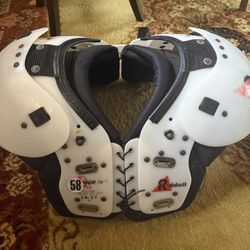 Riddle Football Pads