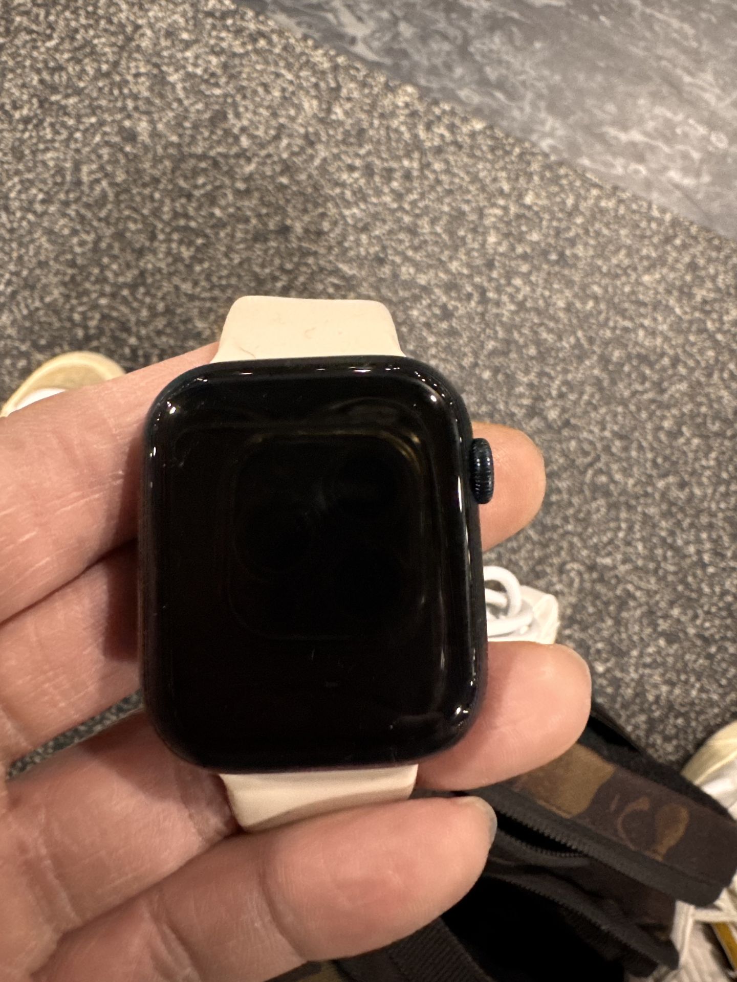 Apple Watch Series 7 45mm LIKE NEW