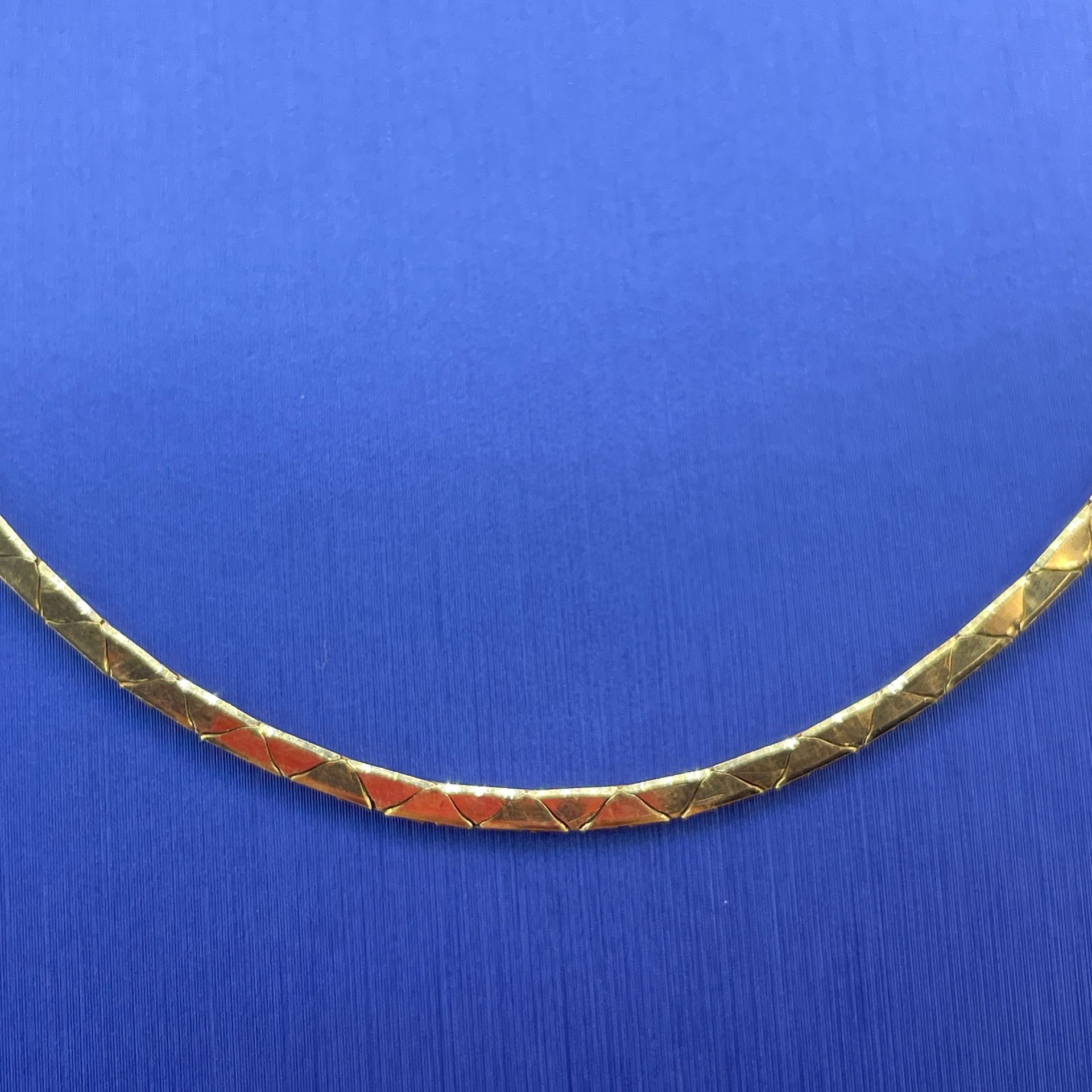 14Kt Yellow Gold 18” Flat Triangle Link Style Necklace 11.90g 2.3mm 160710