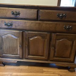 Buffet Cabinet 
