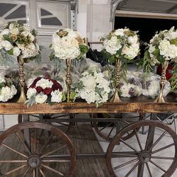 Gold And White Centerpieces 