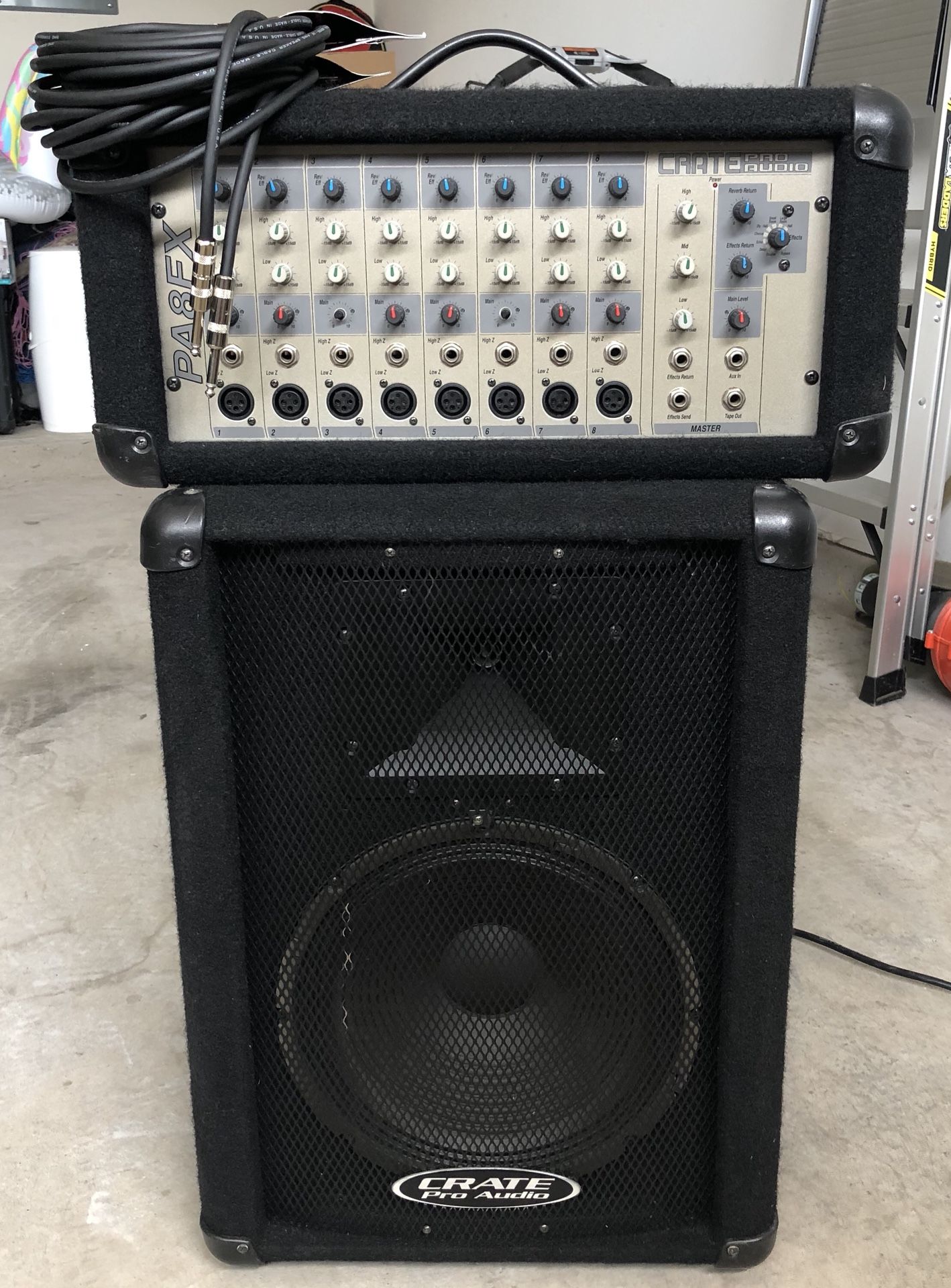 Crate PA8FX power mixer w/ 2 x 100W cabinet speakers and cables