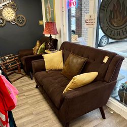 Brown Sofa Set / Juego de muebles para Sala