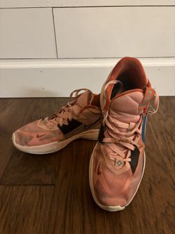 Kyrie Low 5- Salmon- Mens 10.5 
