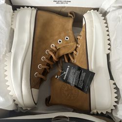 Converse Run Star Hike