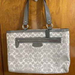 Coach Silver Gray Signature Large mixed media  zip closure tote