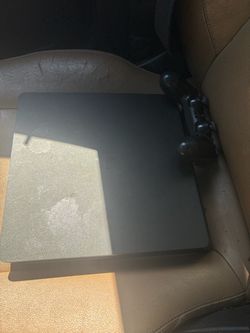 PS4 slim