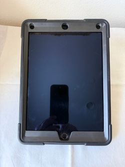 Apple iPad Air 2 Black 16 GB model A1566 (2nd Gen Tablet)