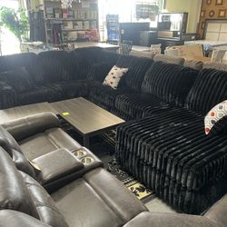 New XL Sectional Only 1699$ 