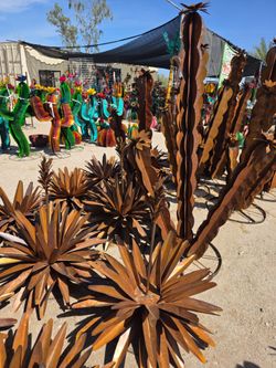 Rustic Cacti🌵🪷Southwest Metal Art Treasures🪴PLANTERS