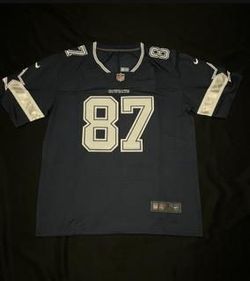 Brand new never worn Jake Ferguson Dallas Cowboys Blue stitched Jersey