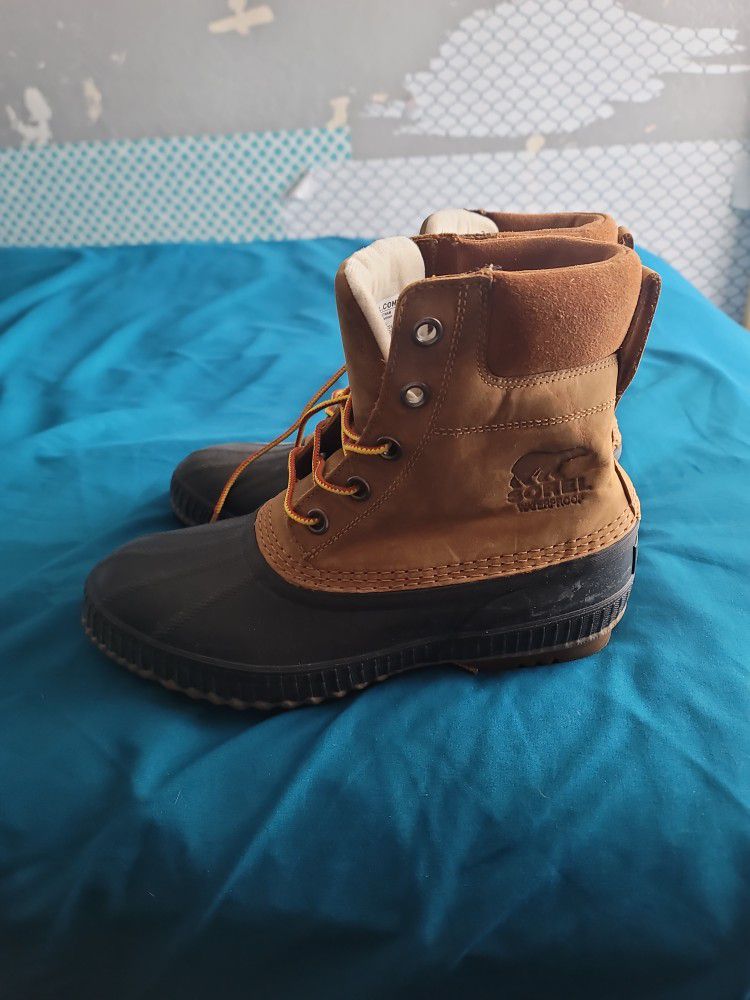 Soreal Snow Boots Mens 9.5 Waterproof