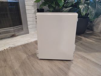 Electrical Junction Box,IP67 Waterproof
Electrical Enclosure,Electrical Boxes with
ABS Hinged Cover with Mounting Plate,Wall
Brackets,Cable Glands(19.