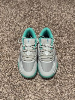 Grey New Balance Melo 1 UFOs(size 7Y)