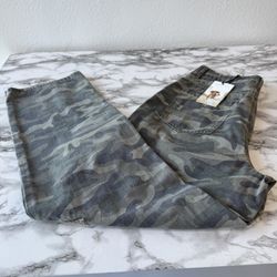 Camo Pants 