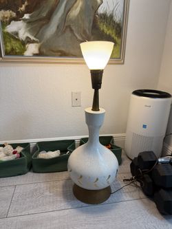 Vintage Mid Century Table Lamp 