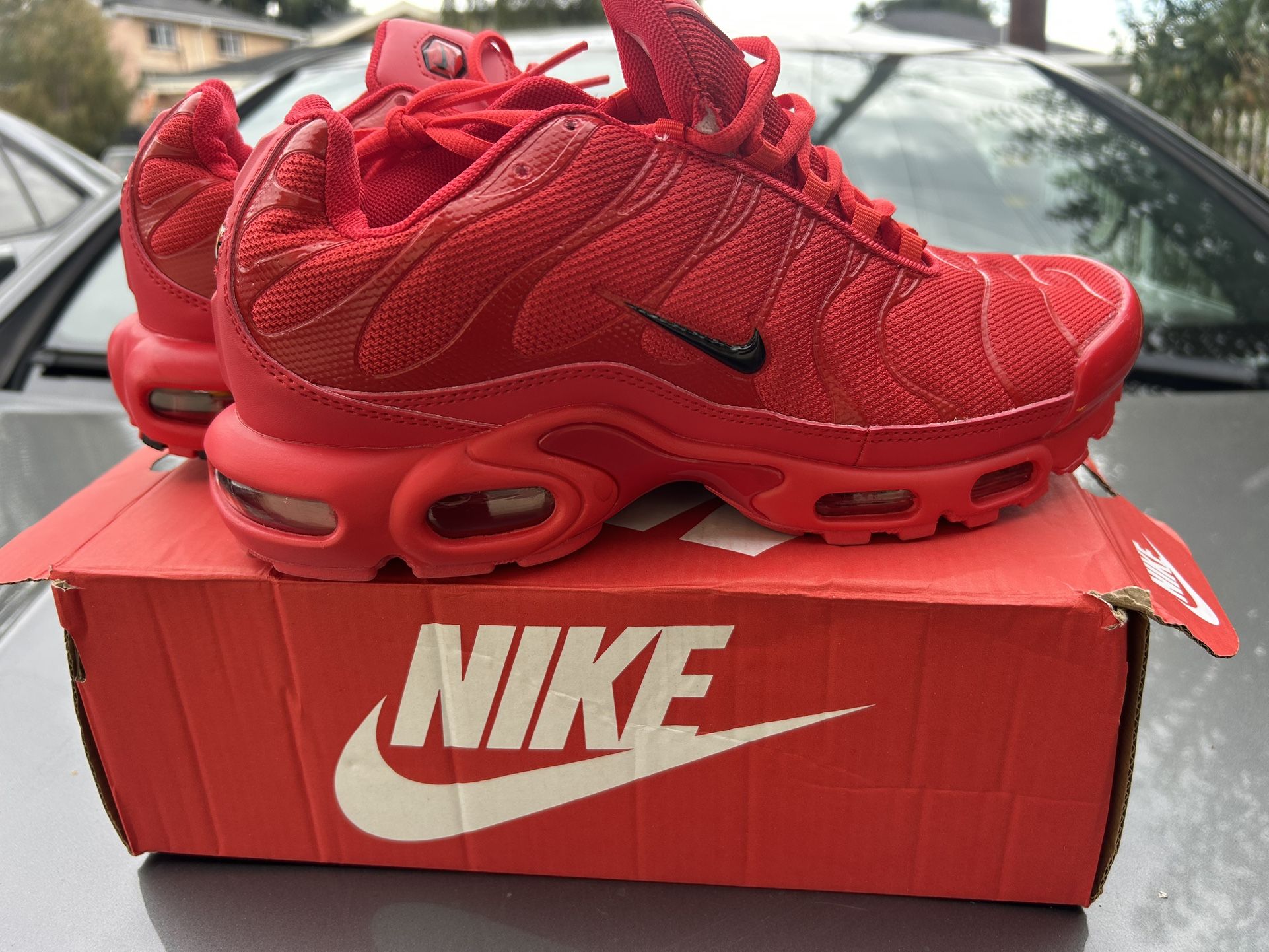 SIZE 10 Nike TN