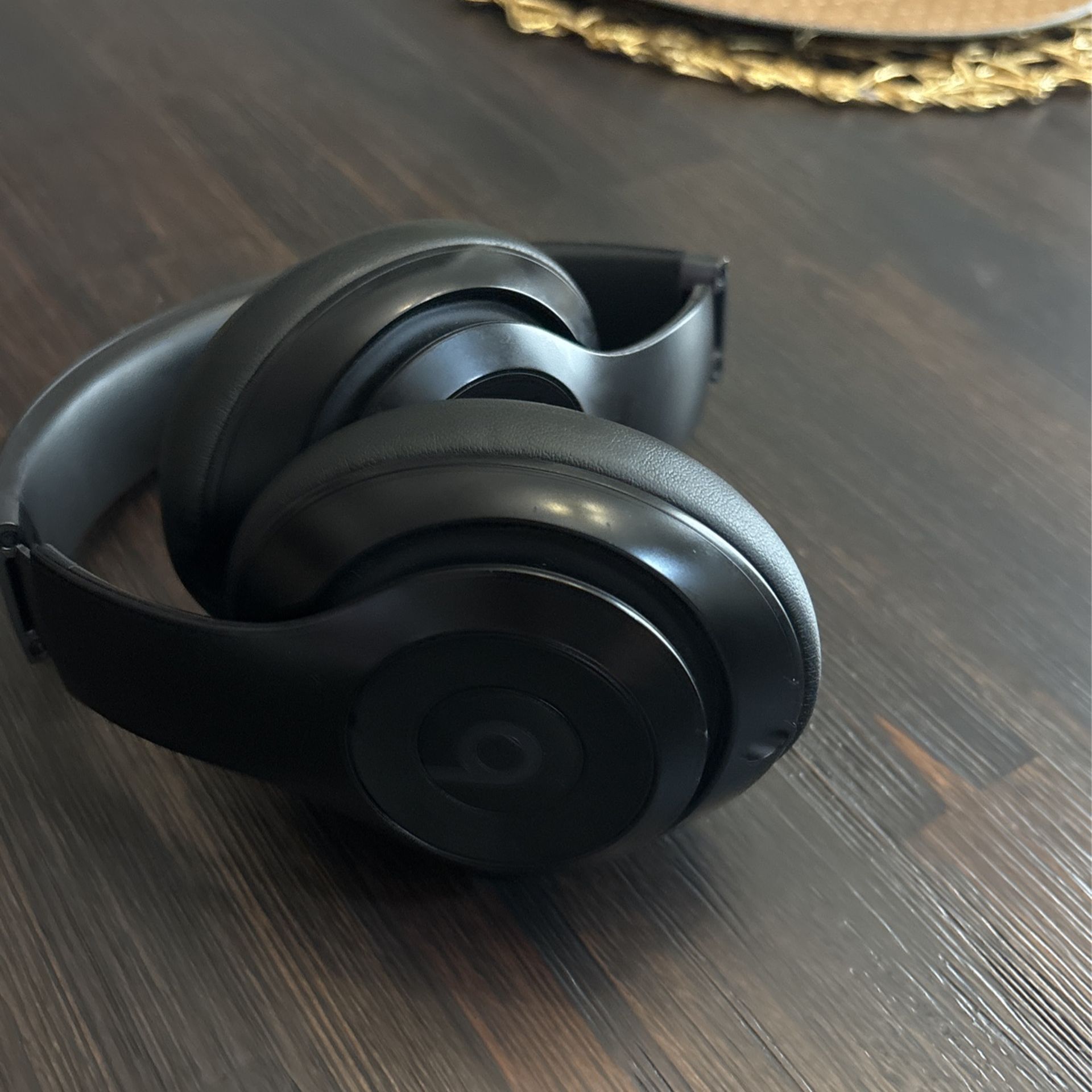 Beats Studio Pro