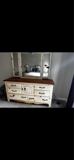 Rustic Queen bedroom set