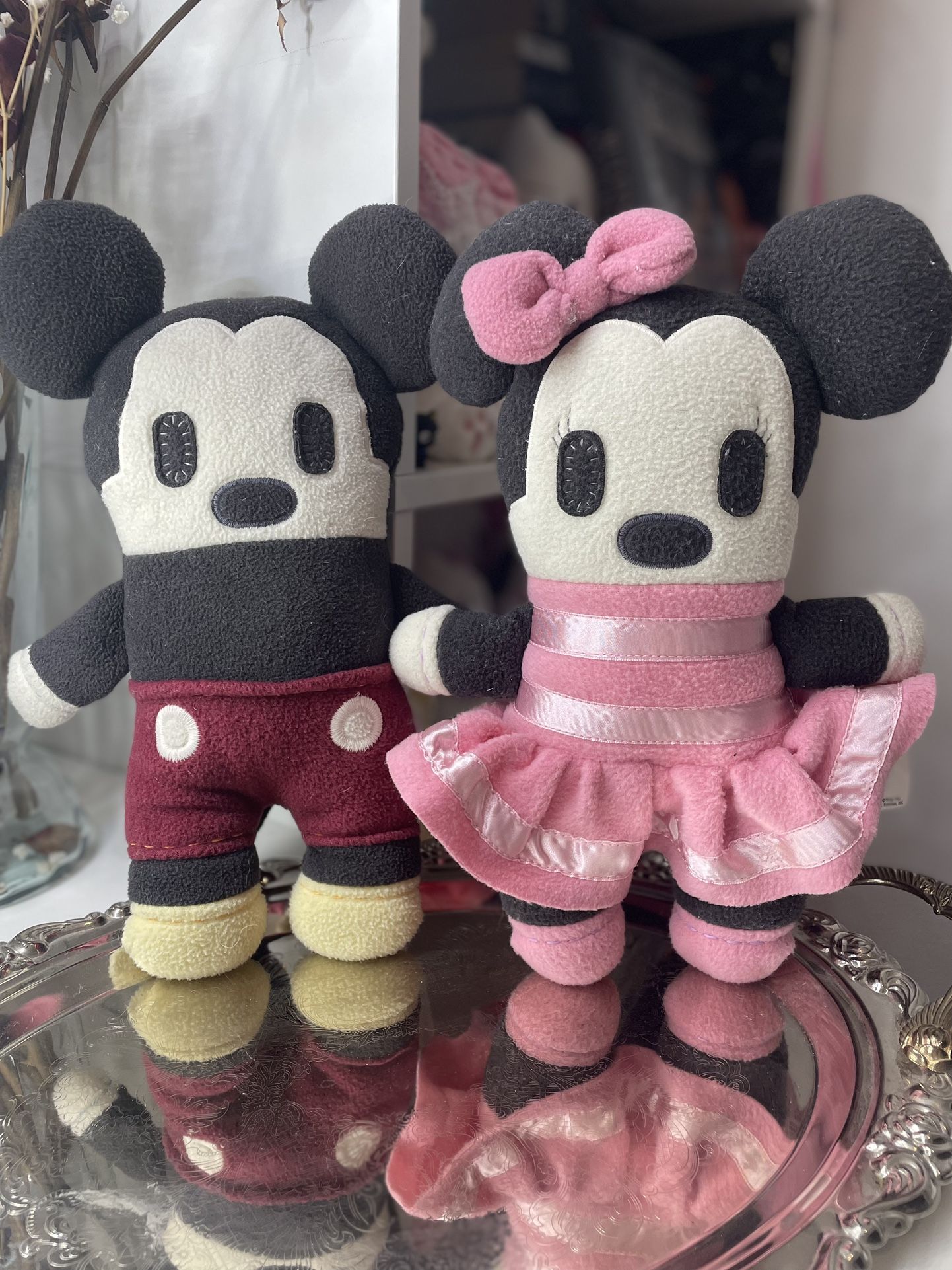 Disney Pook-A-Looz Mickey And Minnie Plush